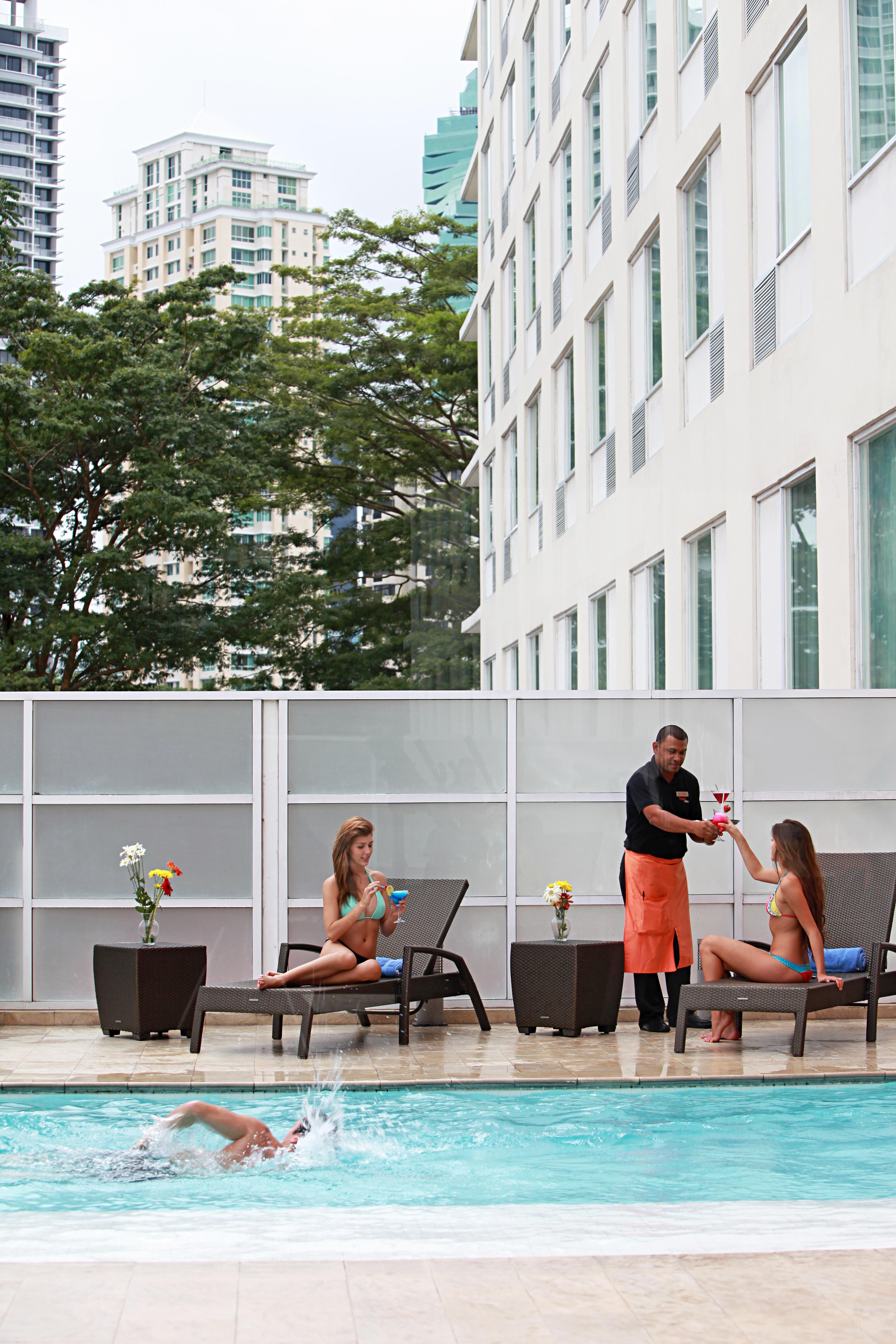 Courtyard By Marriott Panama Real Hotel Exterior photo